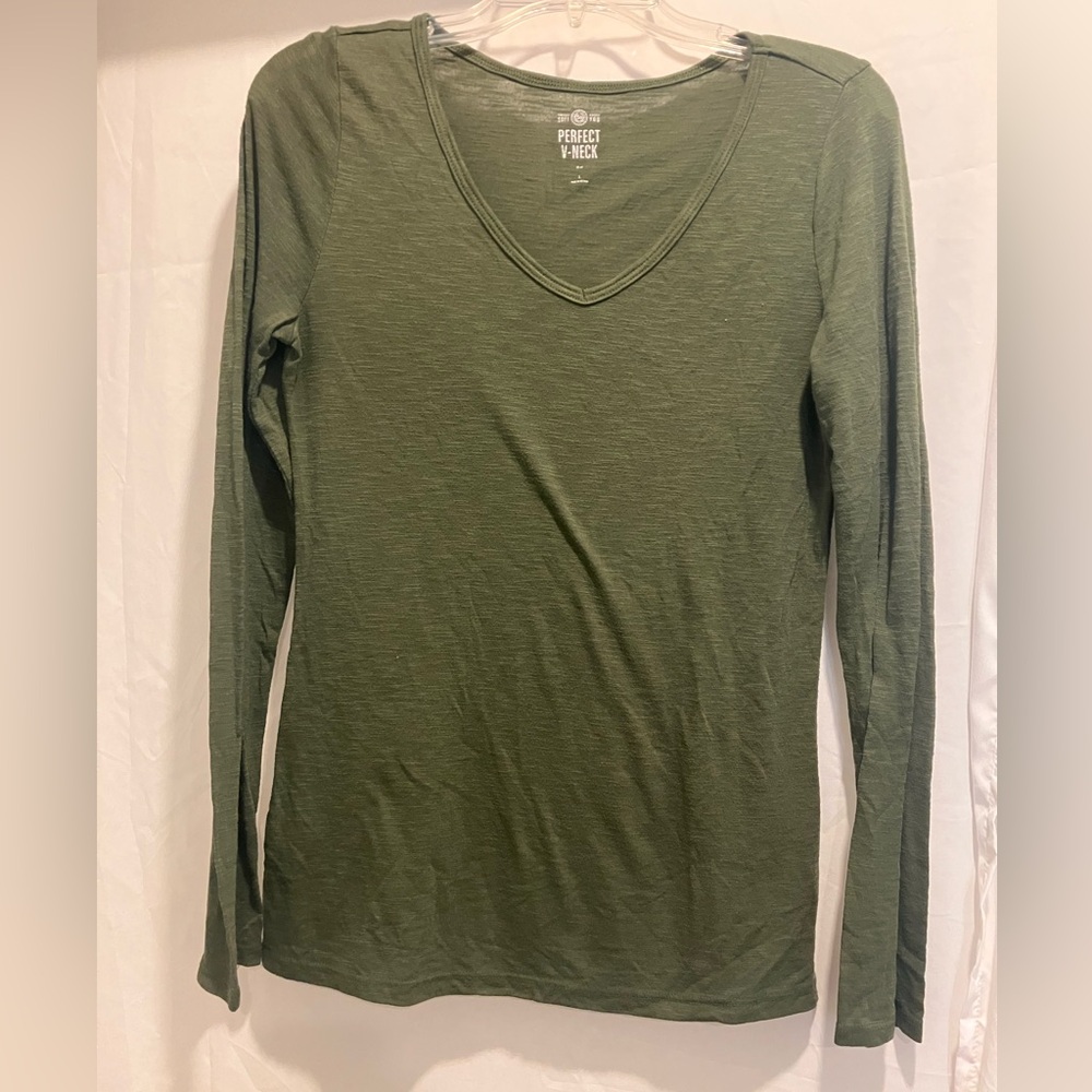 SO Olive Green V-Neck Long Sleeve T-Shirt